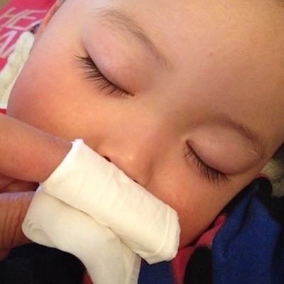 赤ちゃんが鼻水を出して寝れない いい方法はあるの
